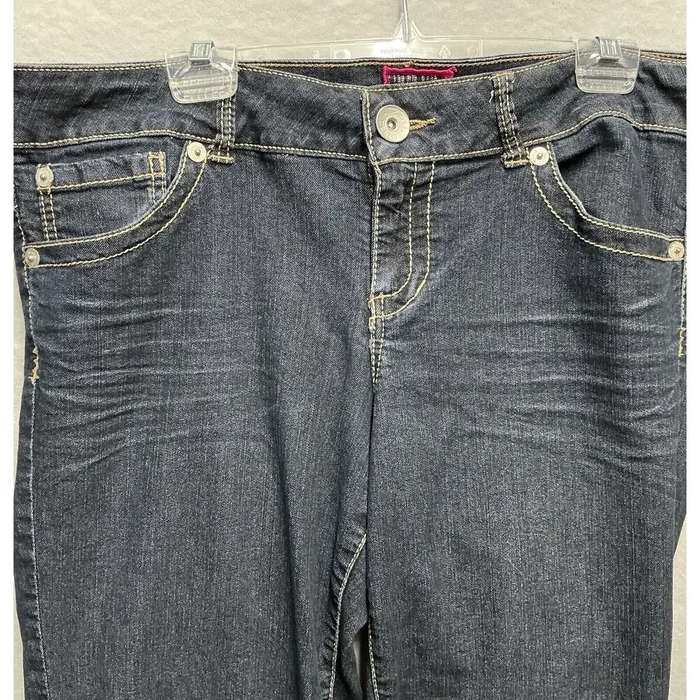 Torrid Woman’s Dark Wash Denim Blue Jeans‎ Sz 18R Straight Leg RN 120684